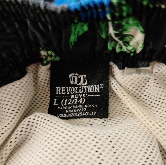 Boy's Hawaiian Print Swim Shorts - Picture 4 of 4